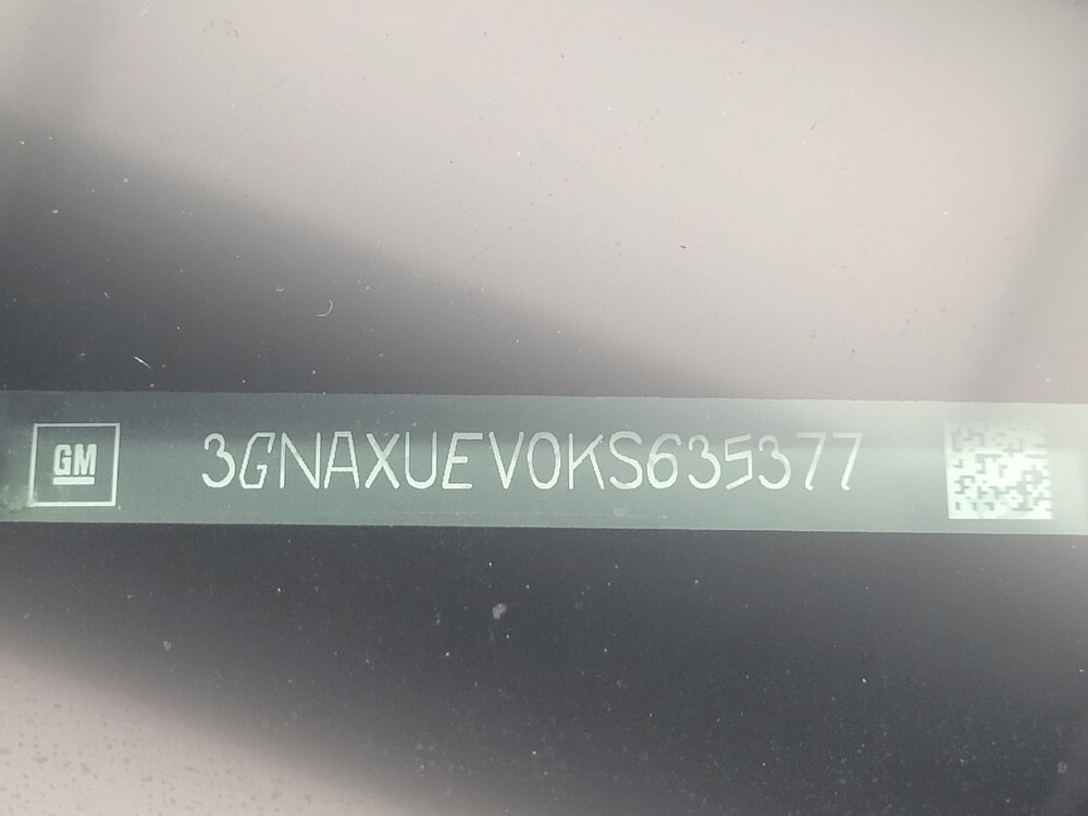 2019 Chevrolet Equinox in Indianapolis, IN 46222 - 18087332 33