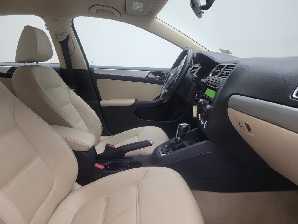 2013 Volkswagen Jetta in Midlothian, IL 60445 - 18087339 21