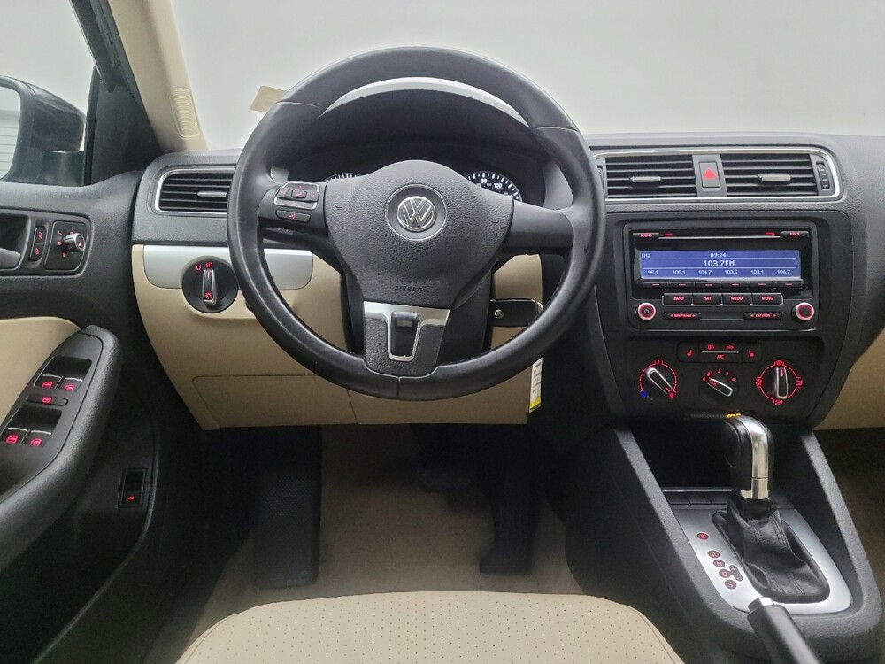 2013 Volkswagen Jetta in Midlothian, IL 60445 - 18087339 22