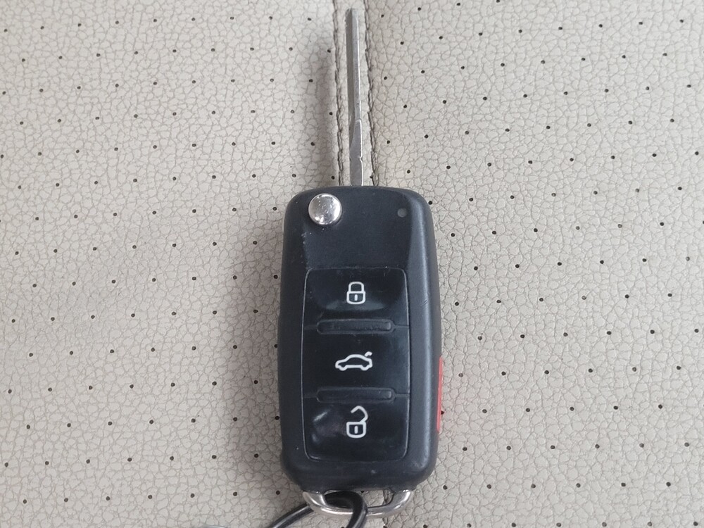 2013 Volkswagen Jetta in Midlothian, IL 60445 - 18087339 32