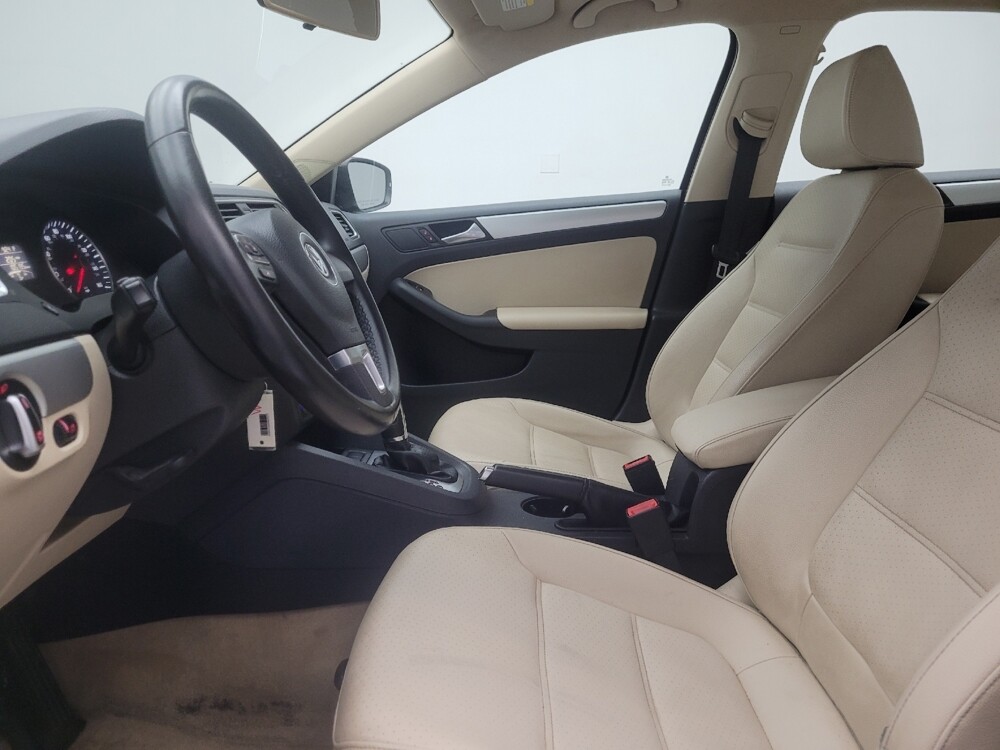 2013 Volkswagen Jetta in Midlothian, IL 60445 - 18087339 17