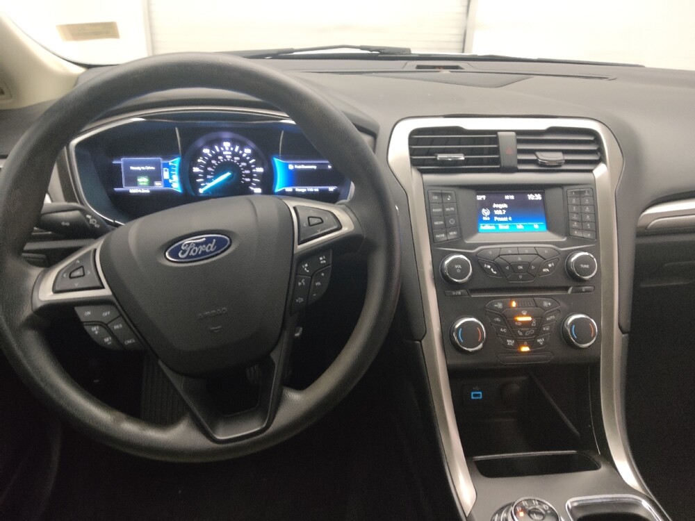 2018 Ford Fusion in Conyers, GA 30094 - 18087340 22