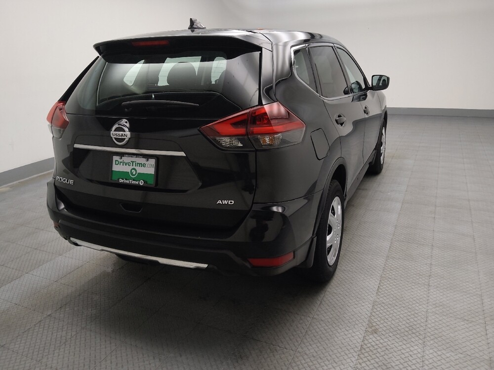 2018 Nissan Rogue in Des Moines, IA 50310 - 18087342 9