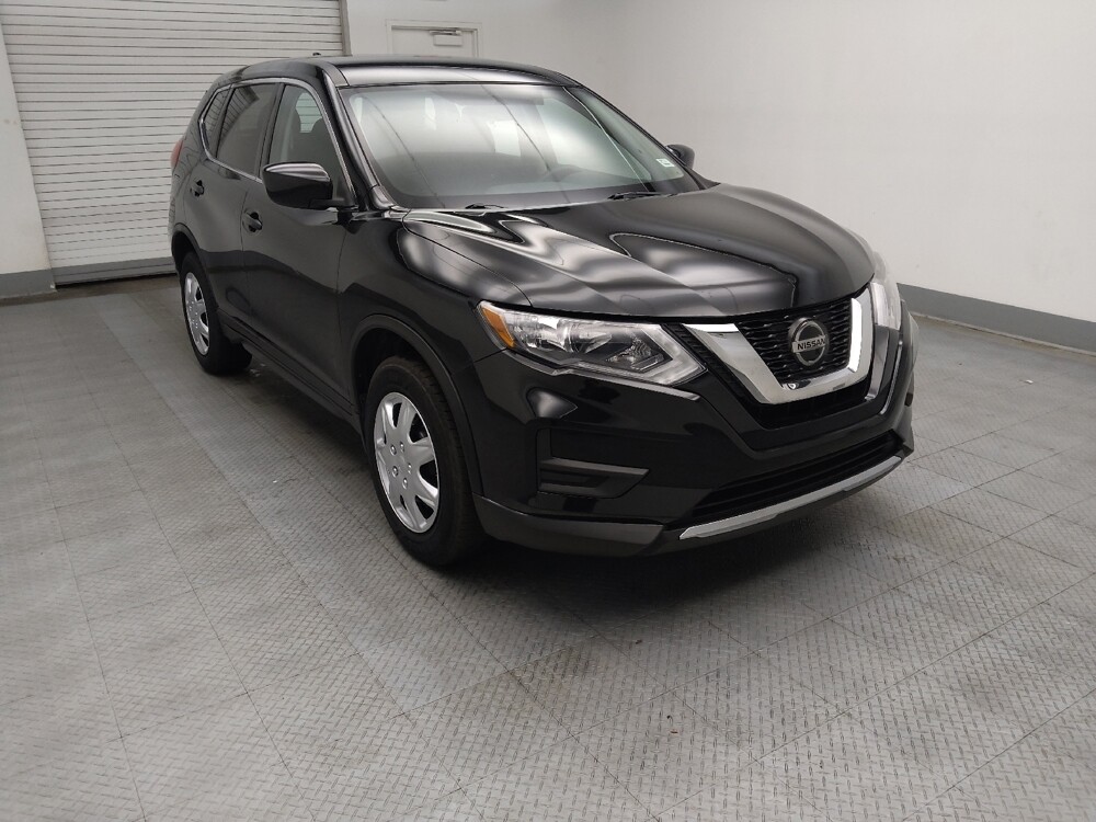 2018 Nissan Rogue in Des Moines, IA 50310 - 18087342 13
