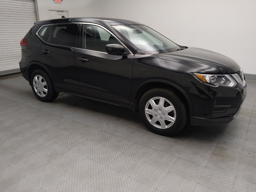 2018 Nissan Rogue in Des Moines, IA 50310 - 18087342 11