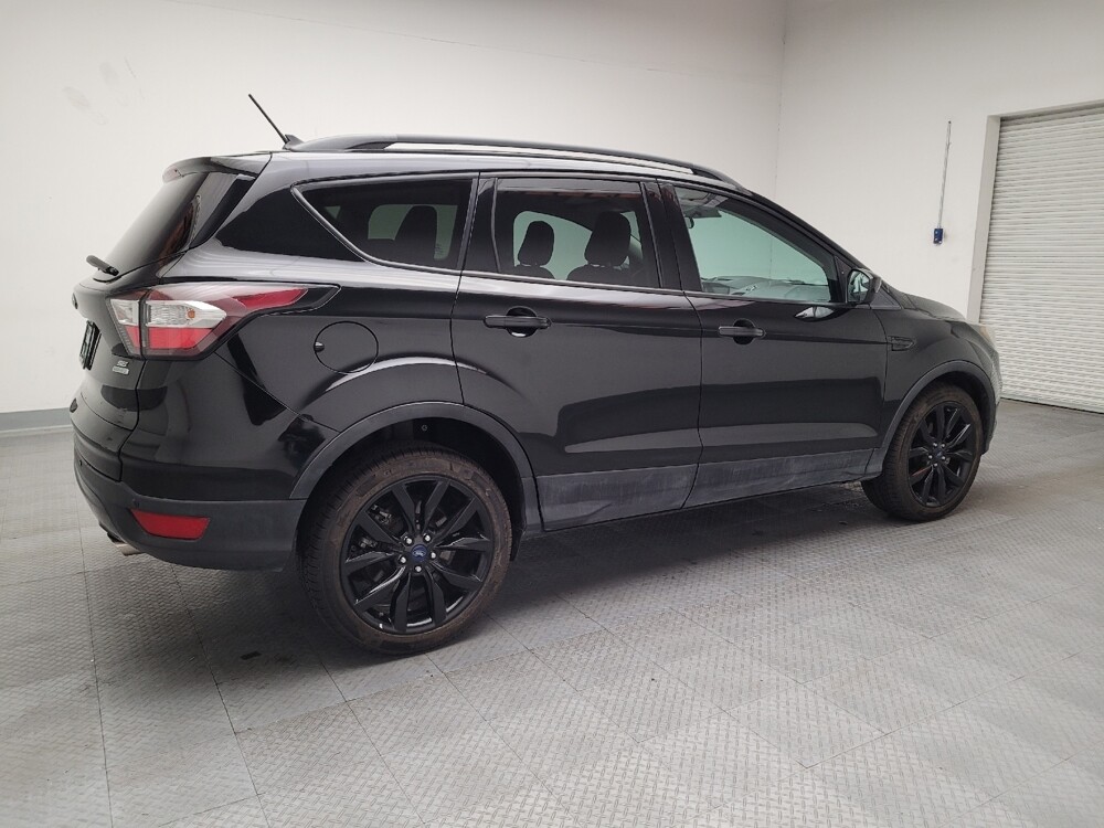 2018 Ford Escape in Downey, CA 90241 - 18087353 10