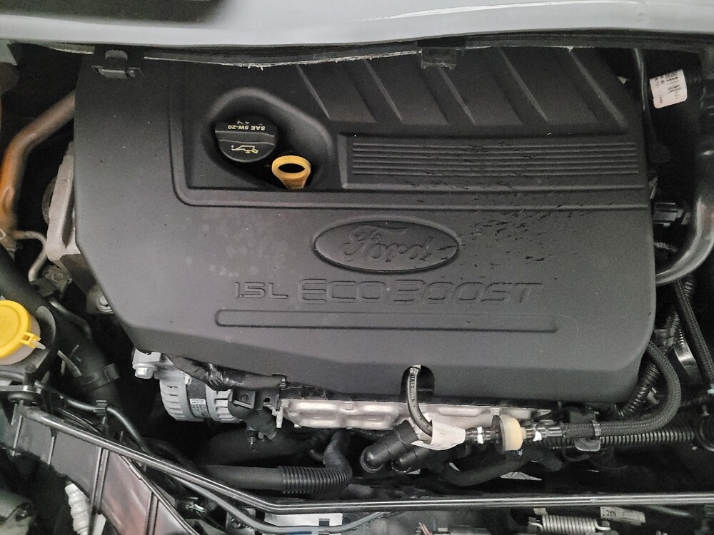 2018 Ford Escape in Downey, CA 90241 - 18087353 30