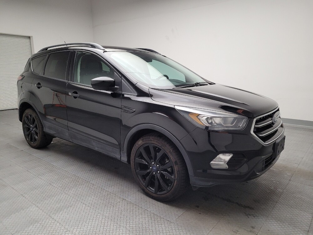 2018 Ford Escape in Downey, CA 90241 - 18087353 13