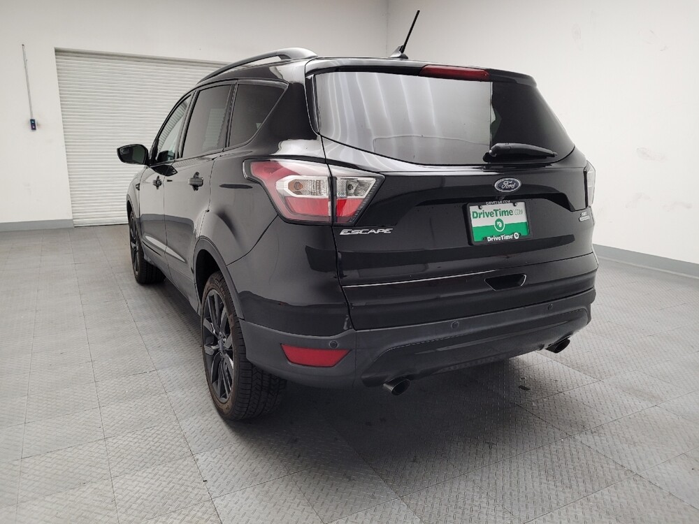 2018 Ford Escape in Downey, CA 90241 - 18087353 6