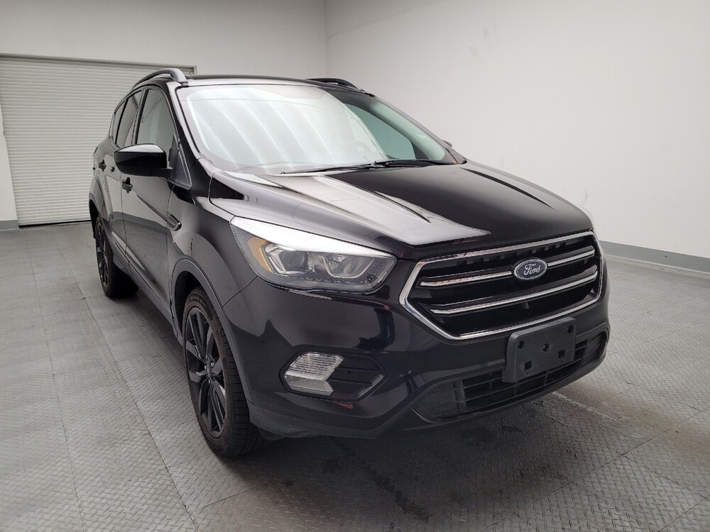 2018 Ford Escape in Downey, CA 90241 - 18087353 14