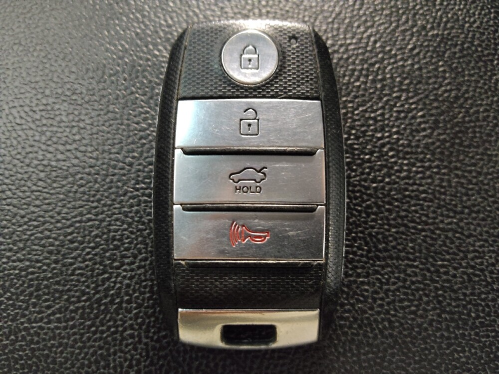 2016 Kia Optima in Houston, TX 77034 - 18087359 32