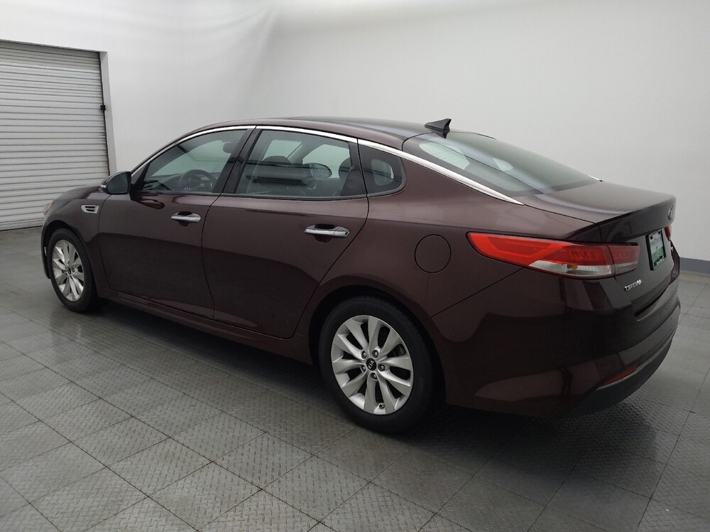 2016 Kia Optima in Houston, TX 77034 - 18087359 3