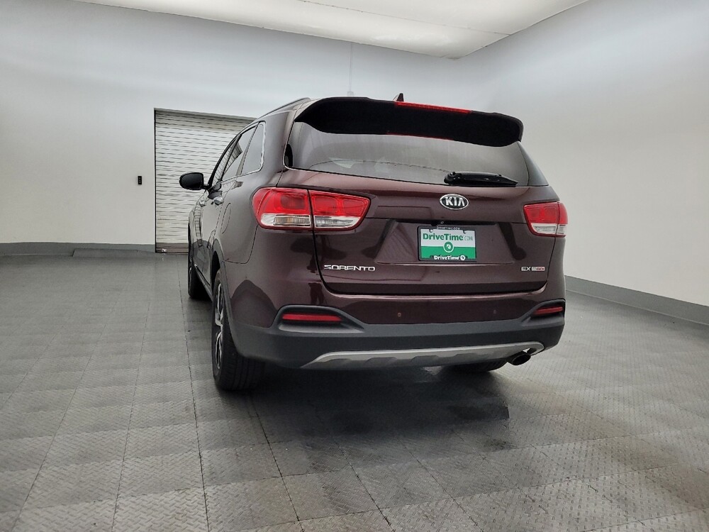 2017 Kia Sorento in Chandler, AZ 85225 - 18087371 6