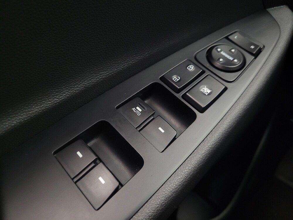 2016 Hyundai Tucson in Indianapolis, IN 46222 - 18087372 27