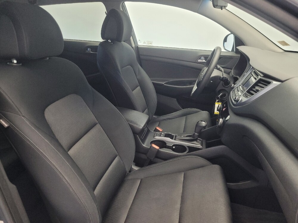 2016 Hyundai Tucson in Indianapolis, IN 46222 - 18087372 21