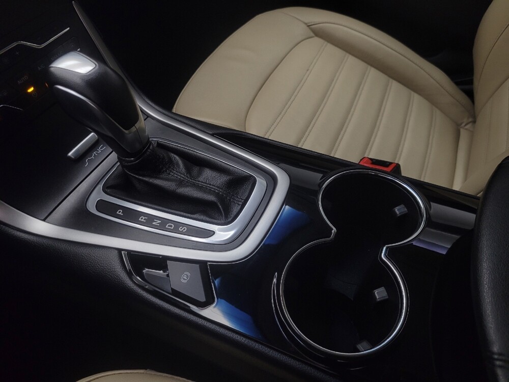 2017 Ford Edge in Indianapolis, IN 46222 - 18087373 26