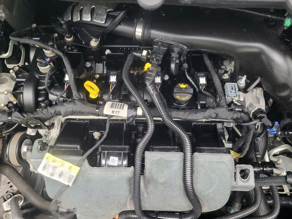 2017 Ford Edge in Indianapolis, IN 46222 - 18087373 30