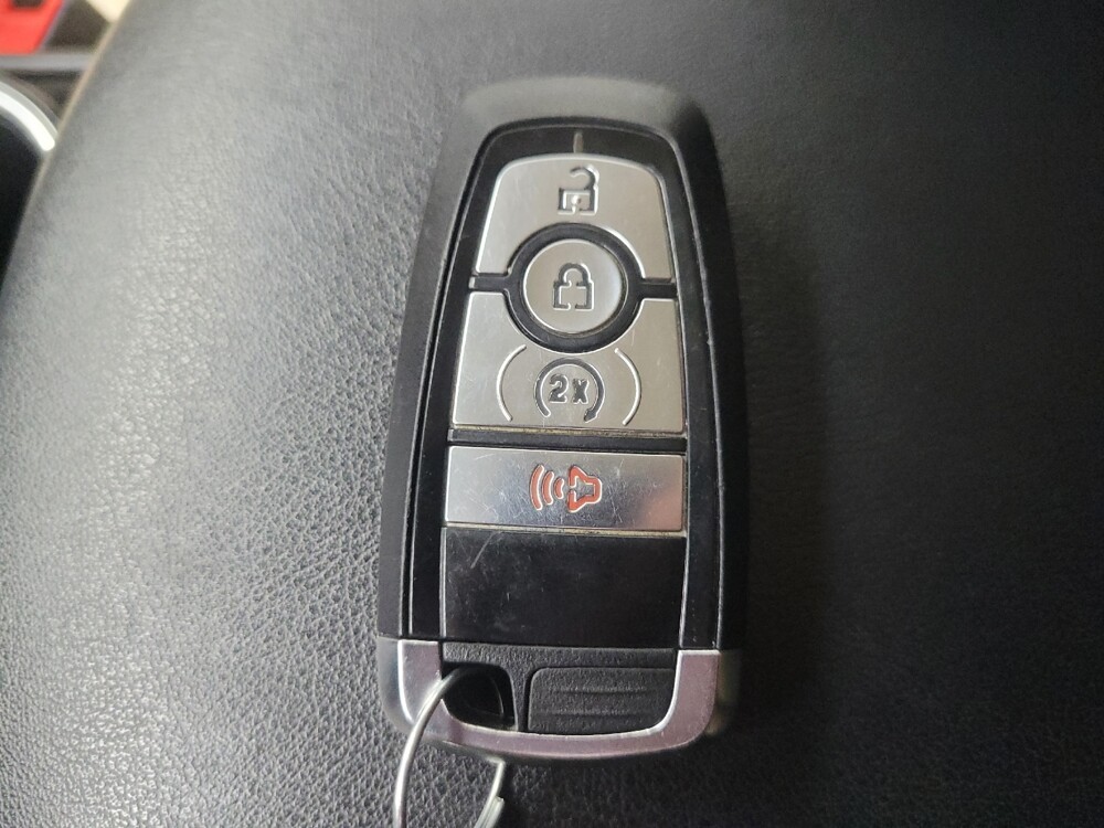 2017 Ford Edge in Indianapolis, IN 46222 - 18087373 32