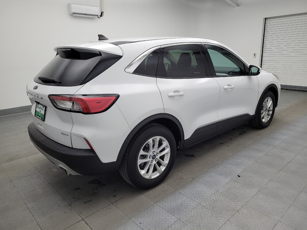 2020 Ford Escape in Cincinnati, OH 45255 - 18087378 10