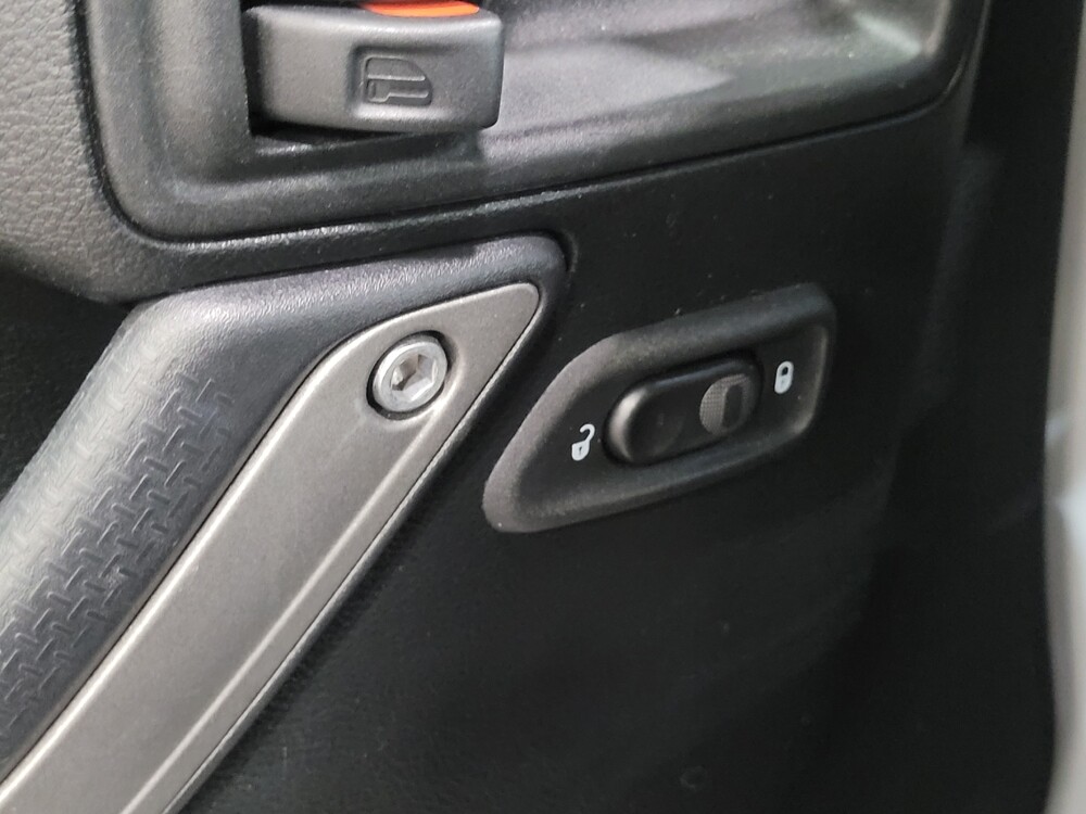 2018 Jeep Wrangler in Newport News, VA 23601 - 18087380 27