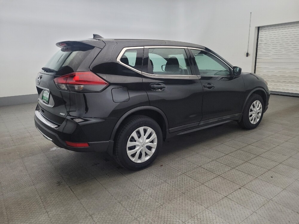 2018 Nissan Rogue in Newport News, VA 23601 - 18087381 10