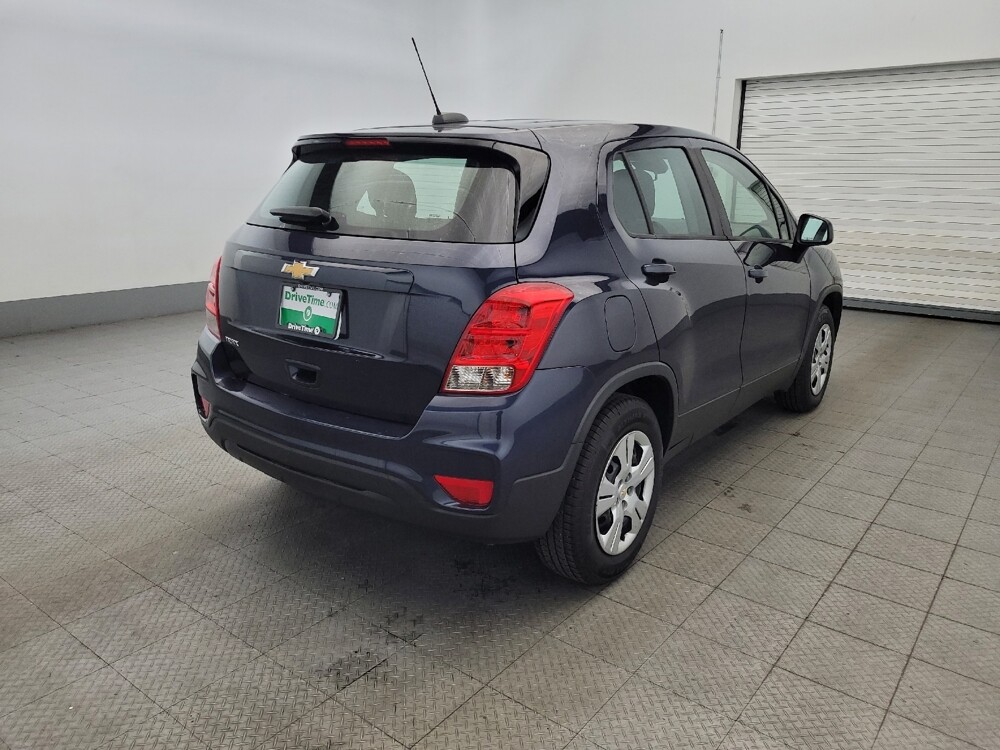 2018 Chevrolet Trax in Newport News, VA 23601 - 18087382 9