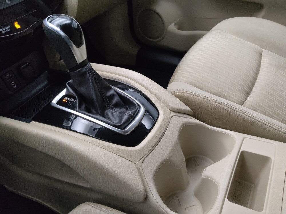 2017 Nissan Rogue in Des Moines, IA 50310 - 18087387 26