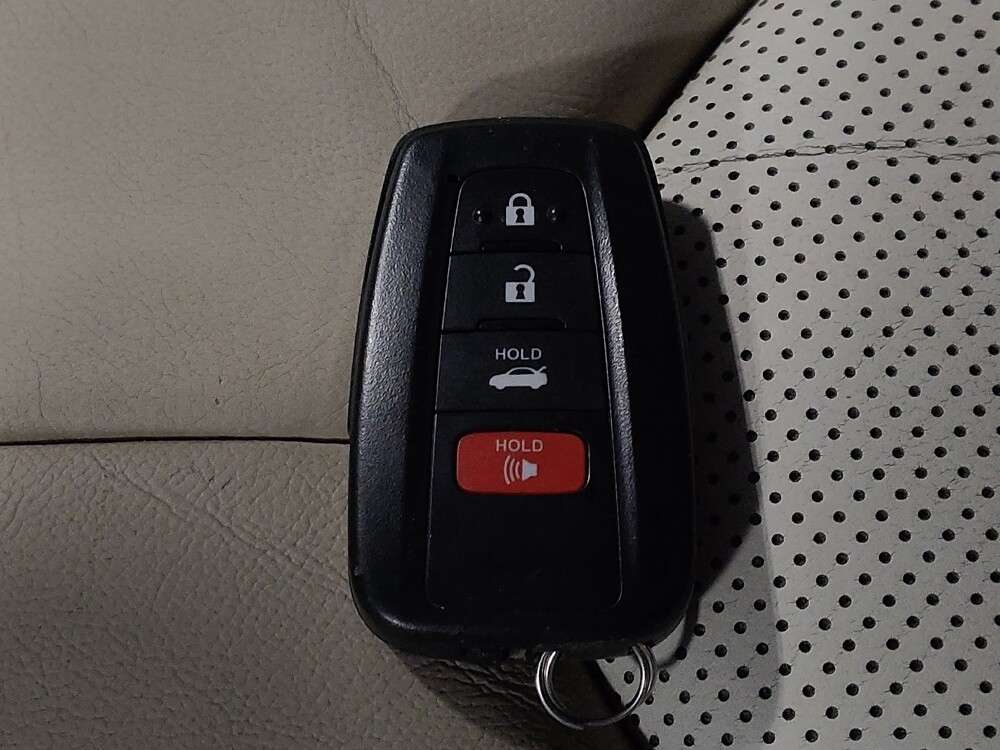 2019 Toyota Camry in Mobile, AL 36606 - 18087389 32