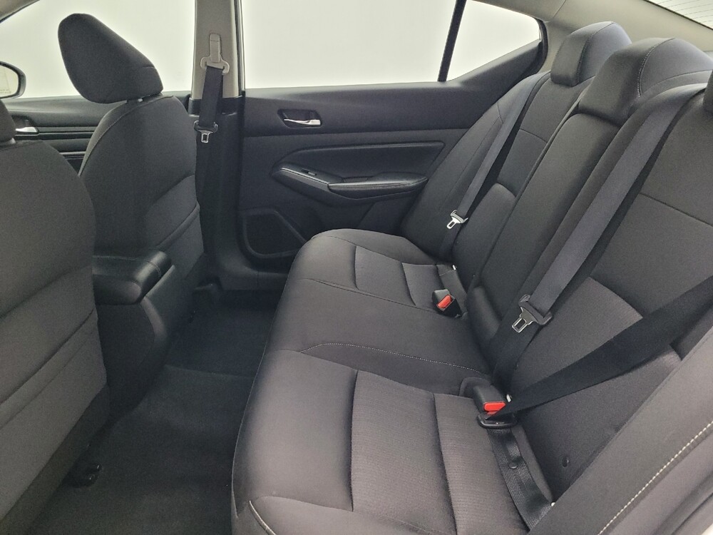 2020 Nissan Altima in Savannah, GA 31419 - 18087392 18