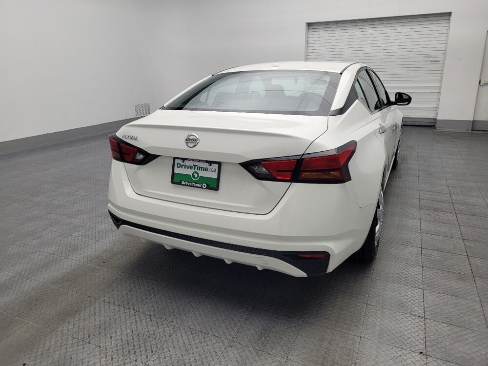 2020 Nissan Altima in Savannah, GA 31419 - 18087392 7