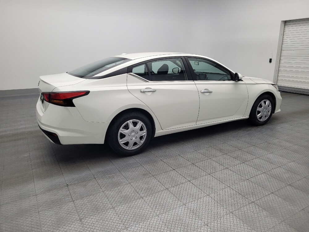 2020 Nissan Altima in Savannah, GA 31419 - 18087392 10