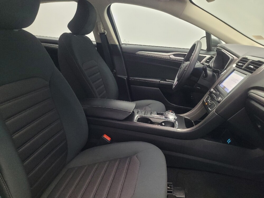 2019 Ford Fusion in Stone Mountain, GA 30083 - 18087399 21