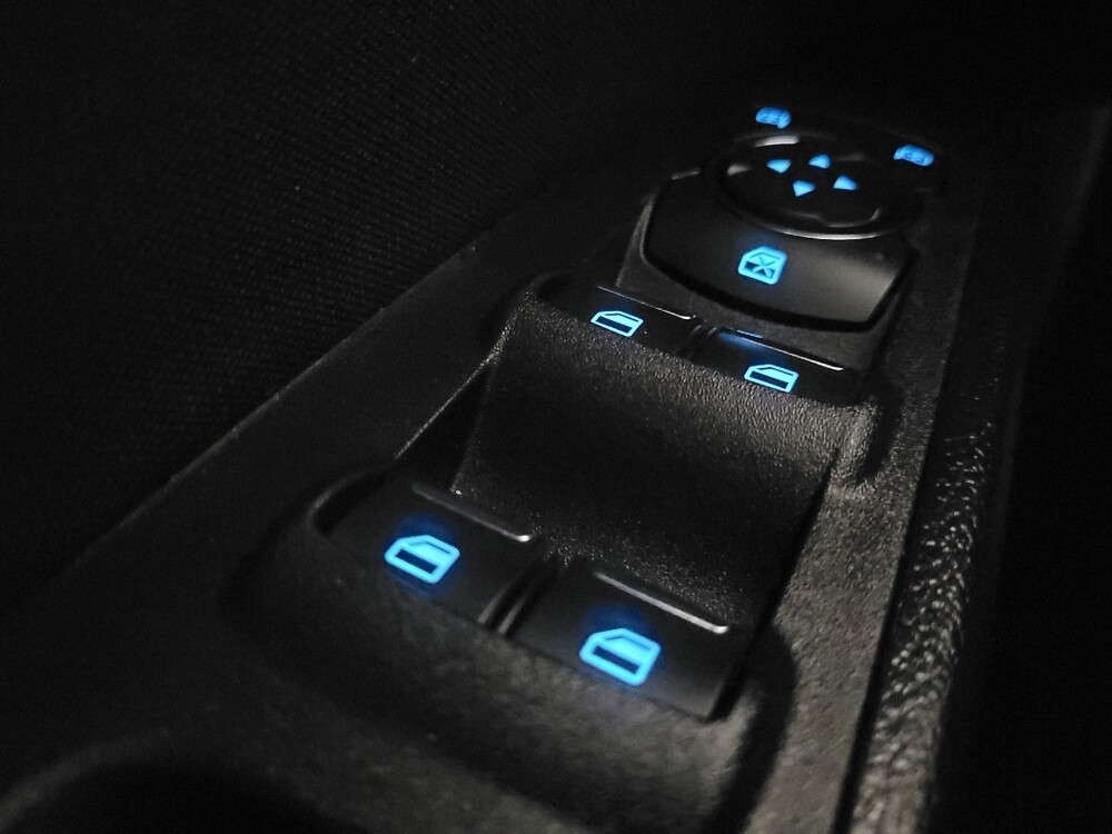 2019 Ford Fusion in Stone Mountain, GA 30083 - 18087399 27