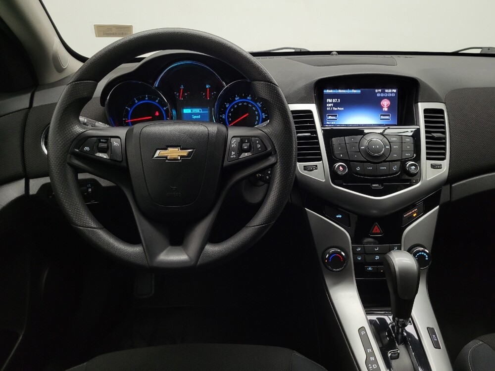 2016 Chevrolet Cruze in Las Vegas, NV 89104 - 18087401 22