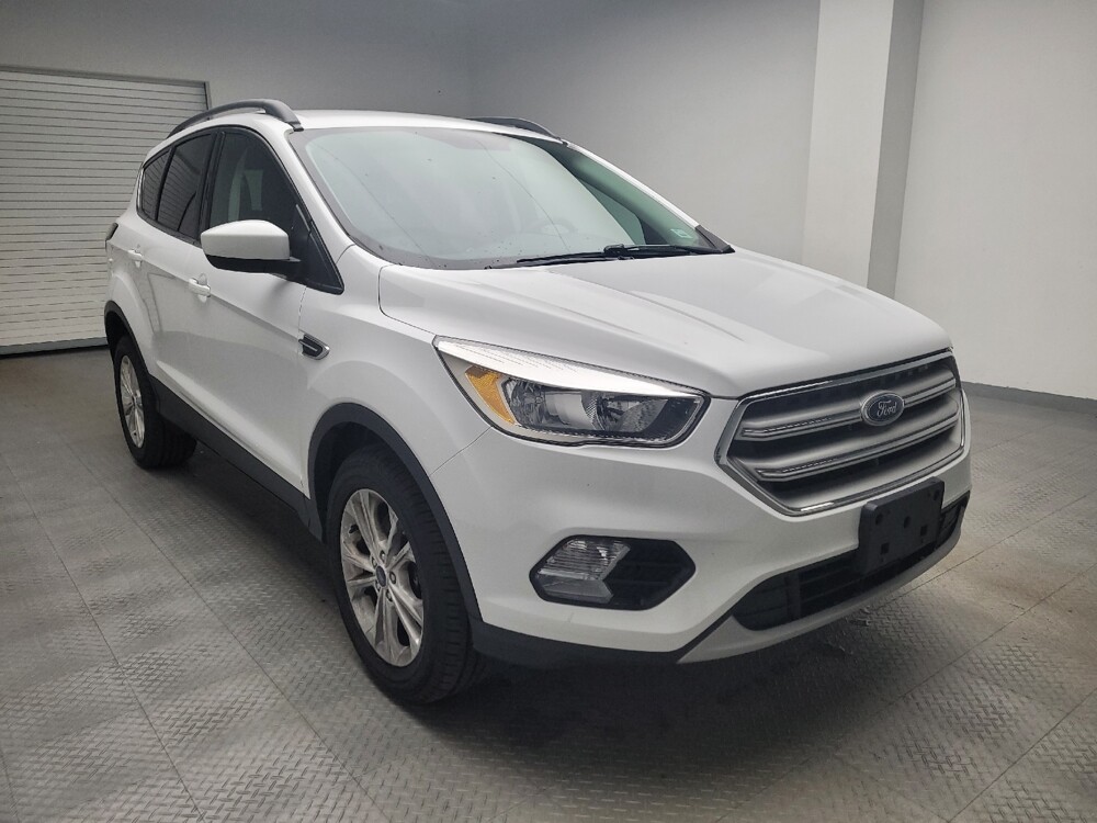 2018 Ford Escape in Taylor, MI 48180 - 18087402 13
