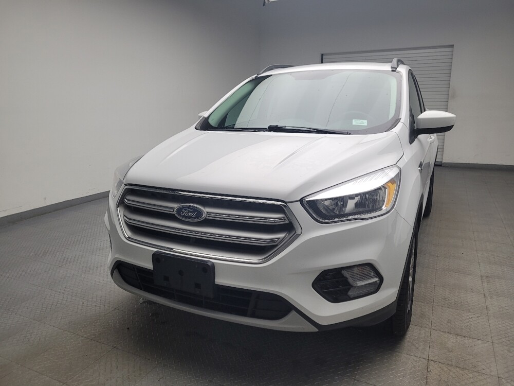 2018 Ford Escape in Taylor, MI 48180 - 18087402 15