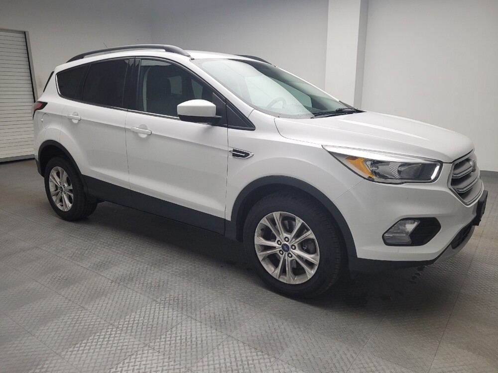 2018 Ford Escape in Taylor, MI 48180 - 18087402 11