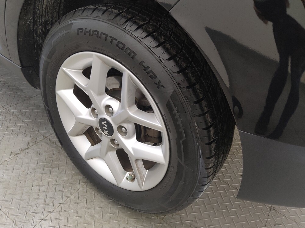 2021 Kia Soul in Houston, TX 77074 - 18087410 31