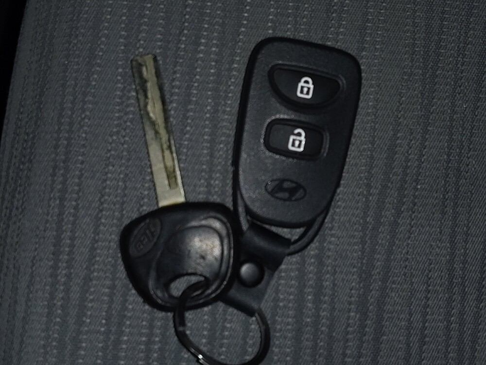 2016 Hyundai Accent in Gainesville, FL 32609 - 18087412 32