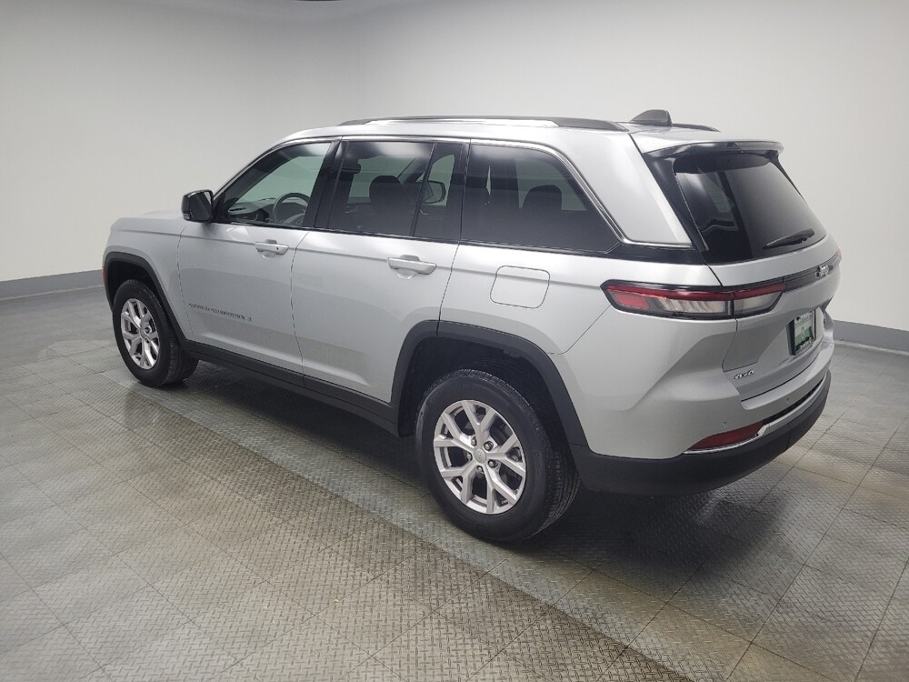 2022 Jeep Grand Cherokee in Indianapolis, IN 46219 - 18087424 3