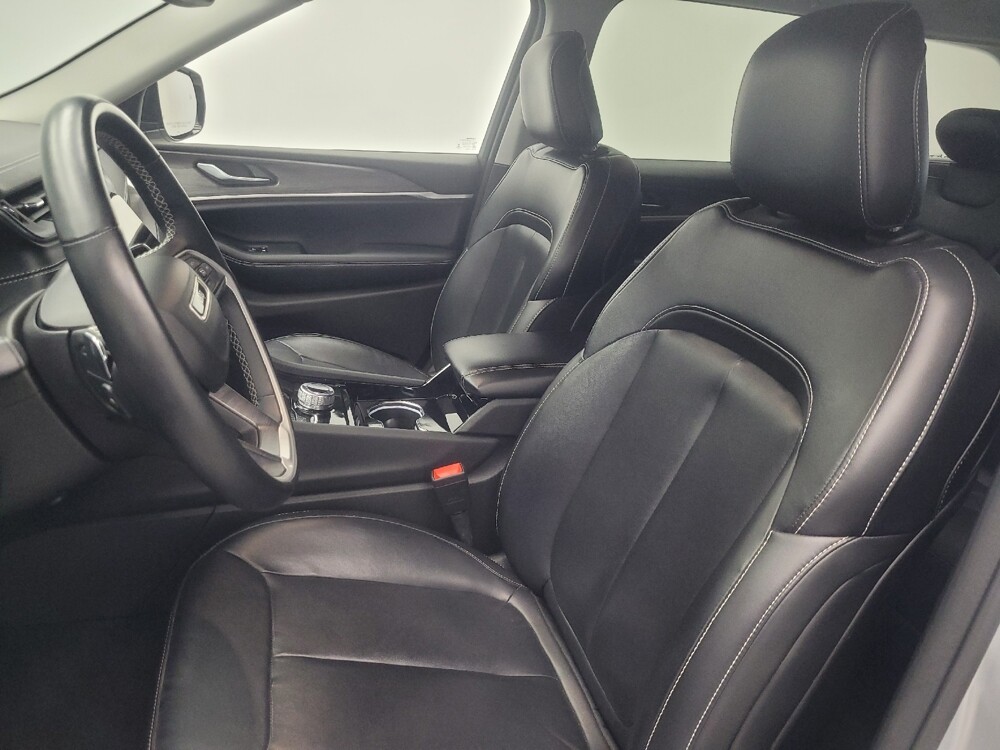 2022 Jeep Grand Cherokee in Indianapolis, IN 46219 - 18087424 17