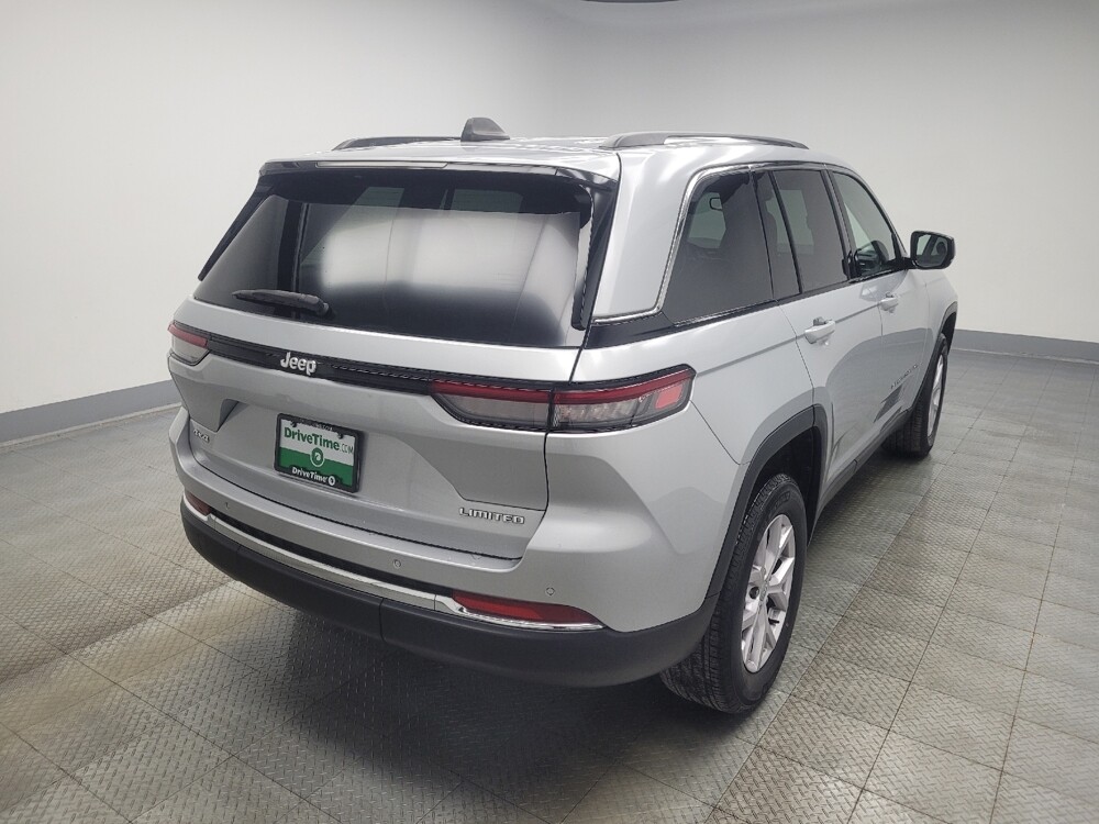2022 Jeep Grand Cherokee in Indianapolis, IN 46219 - 18087424 9
