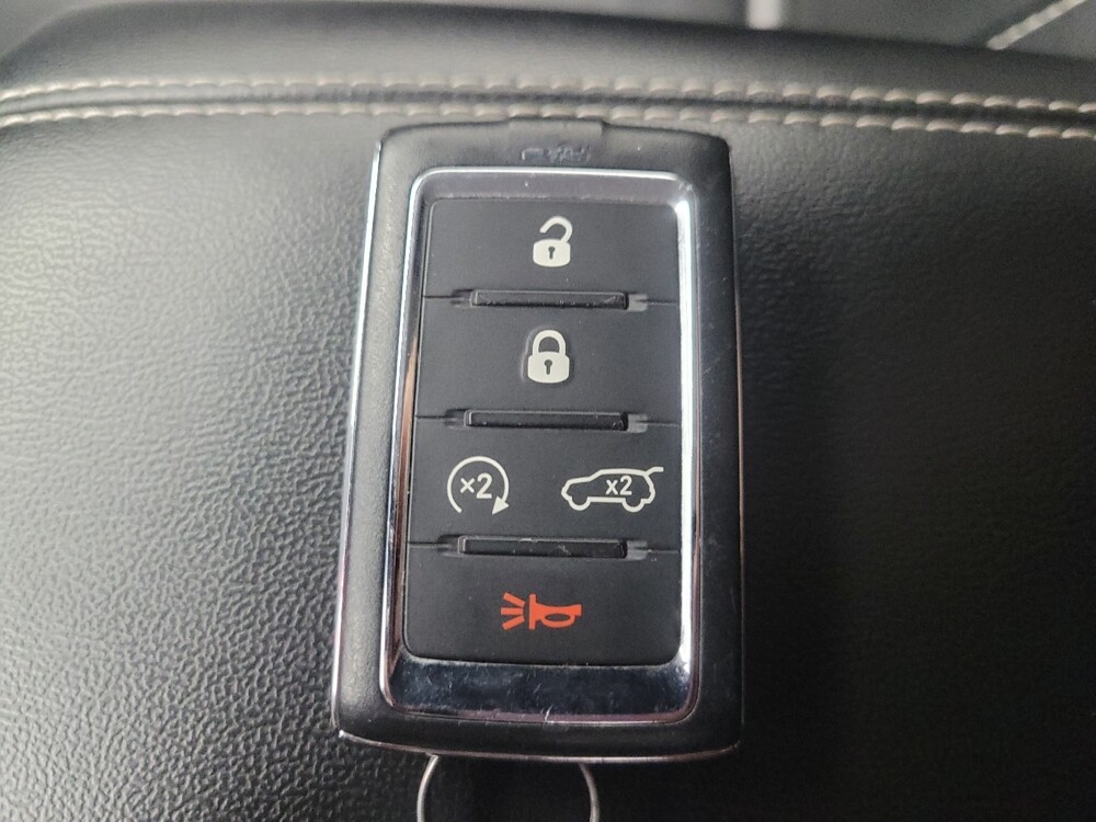 2022 Jeep Grand Cherokee in Indianapolis, IN 46219 - 18087424 32