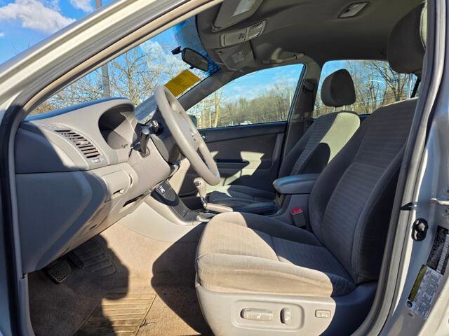 2005 Toyota Camry in Blauvelt, NY 10913 - 18087425 11