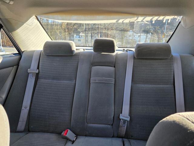 2005 Toyota Camry in Blauvelt, NY 10913 - 18087425 27
