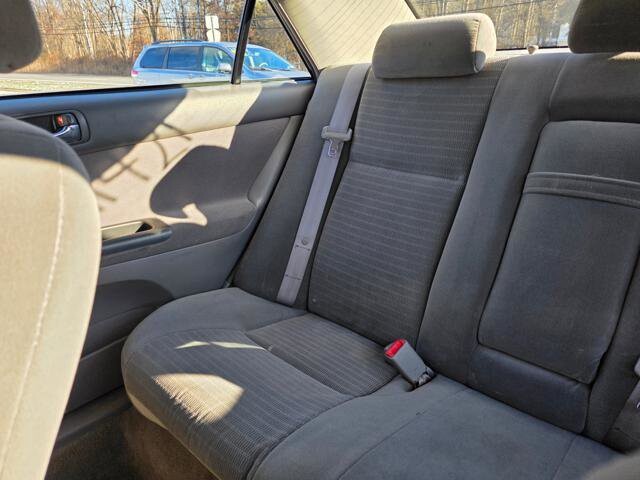 2005 Toyota Camry in Blauvelt, NY 10913 - 18087425 28