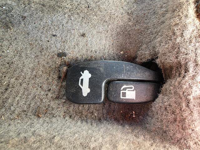 2005 Toyota Camry in Blauvelt, NY 10913 - 18087425 37