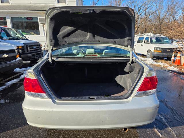 2005 Toyota Camry in Blauvelt, NY 10913 - 18087425 39