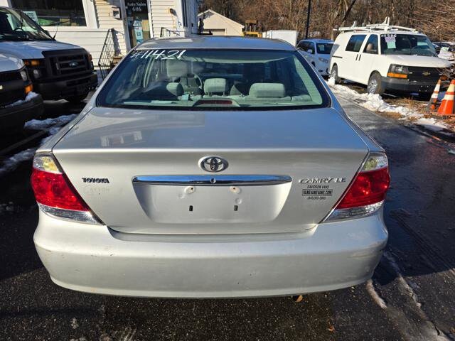 2005 Toyota Camry in Blauvelt, NY 10913 - 18087425 6