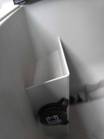 2013 Volkswagen Routan in Knoxville, TN 37912 - 18087427 13